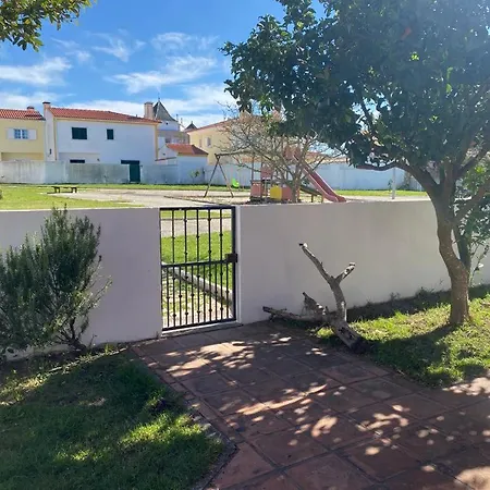 Casa Da Varzea - O Castelo A Janela!!! * Óbidos