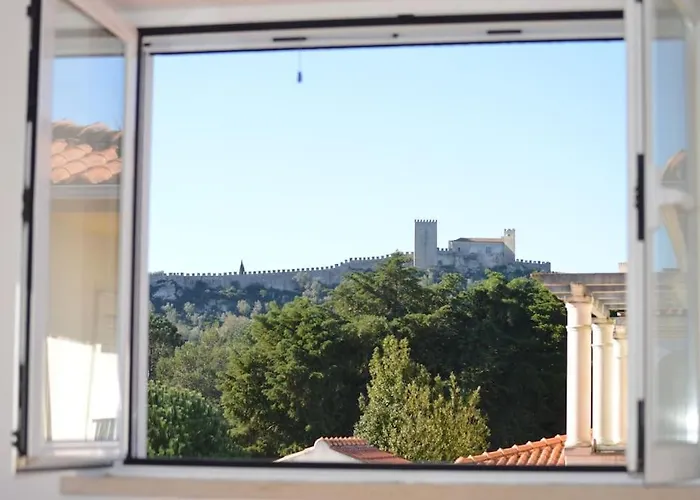Casa Da Varzea - O Castelo A Janela!!! Nyaraló Óbidos