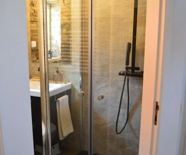 Casa Da Varzea - O Castelo A Janela!!! Nyaraló