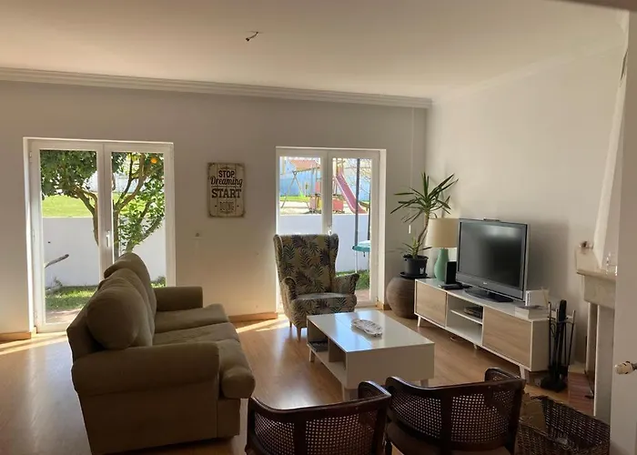 Casa Da Varzea - O Castelo A Janela!!! Nyaraló *